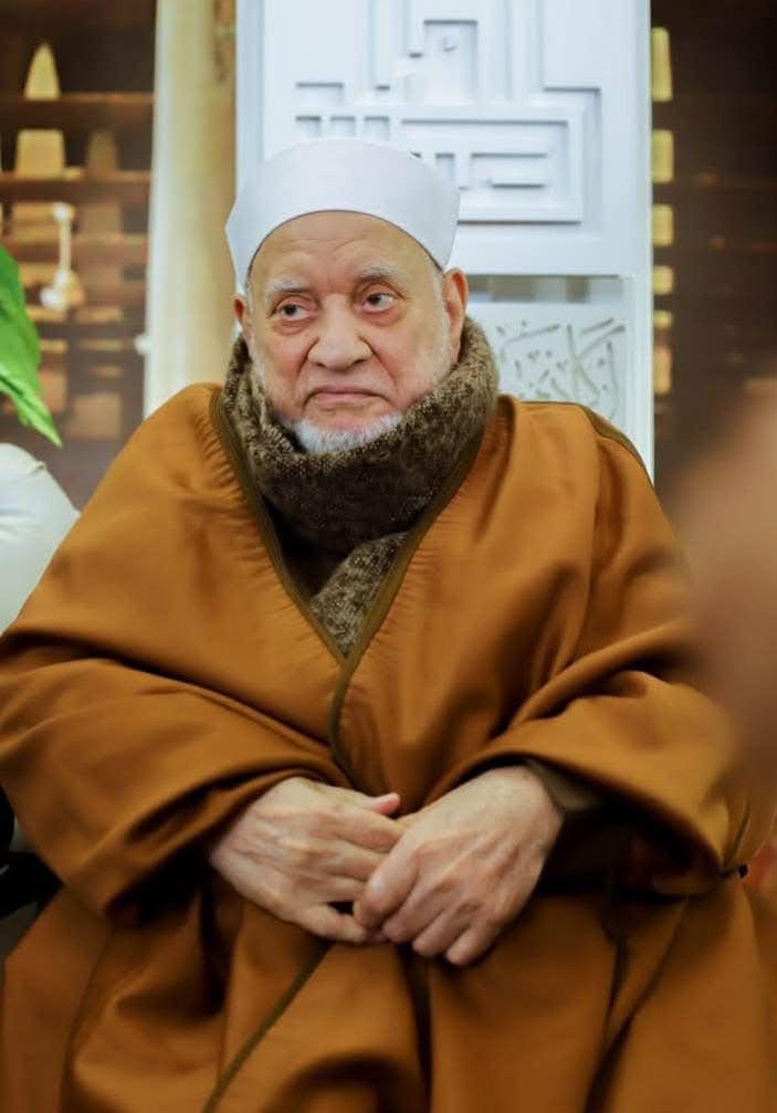 الدكتور أحمد عمر هاشم يكشف تفاصيل نذر والده بأن يُكرّسه لخدمة الأزهر