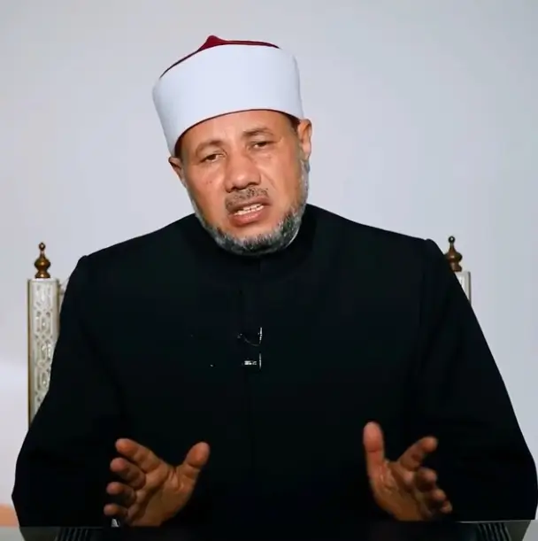 الدكتور محمد عبدالمالك ينعي الدكتور أحمد عمر هاشم