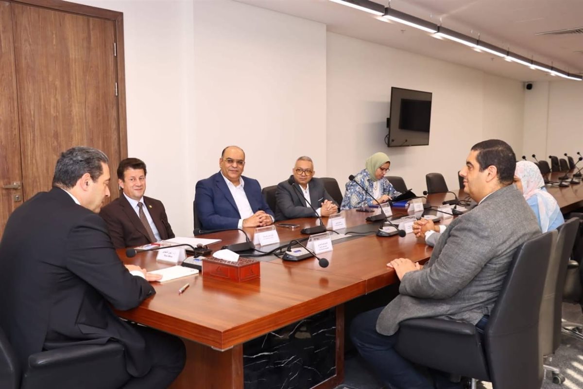 اجتماع موسع برئاسة محافظ دمياط يناقش خطة تنشيط السياحة