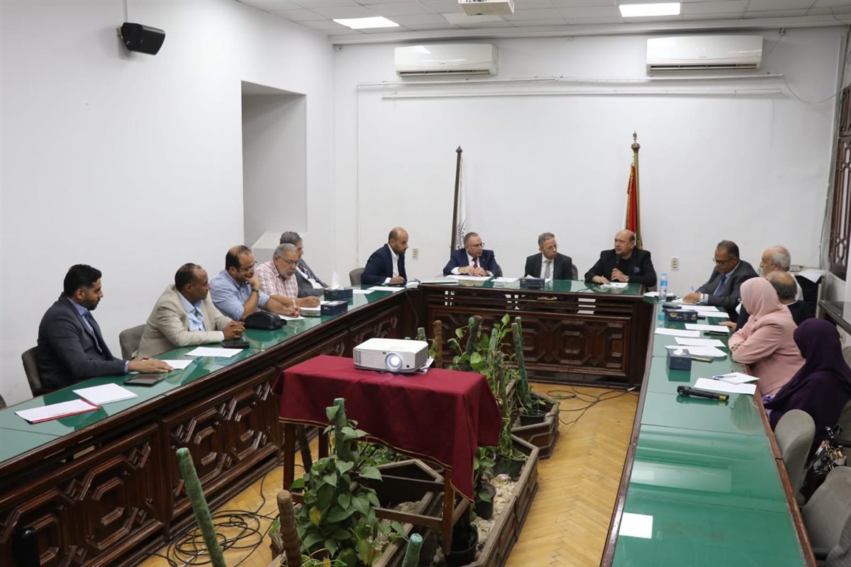 تحذيرات من نقابة الأطباء بشأن تدريب الأطباء بمصر