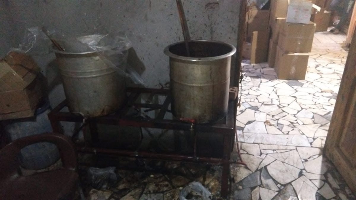 ضبط مصنع أدوية مغشوشة بالمنوفية