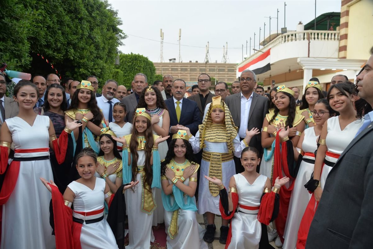 عروض فرعونية في أسيوط احتفالًا بالمتحف المصري الكبير