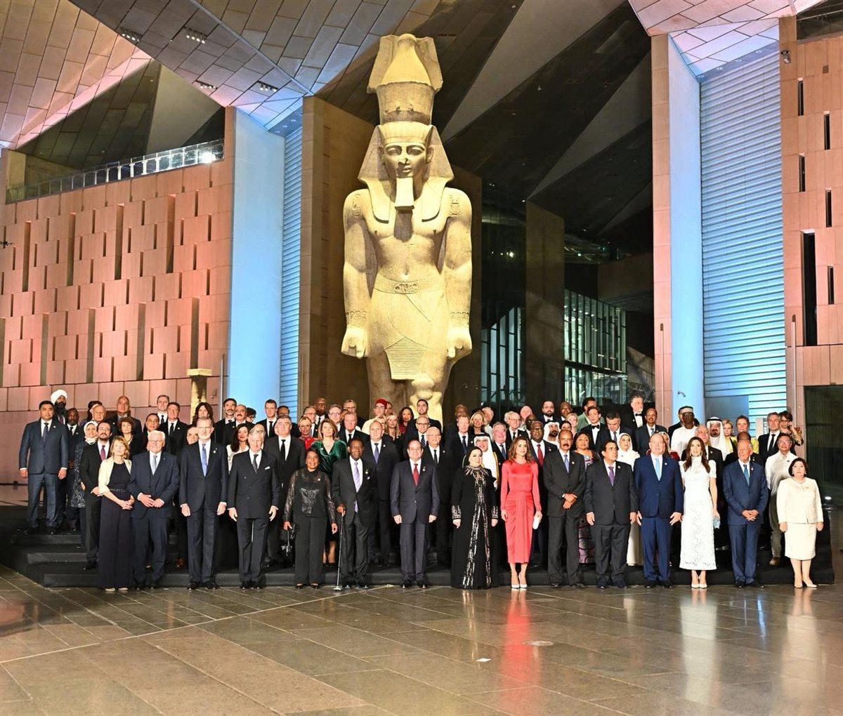 السيسي يفتتح المتحف المصري الكبير بحضور عالمي