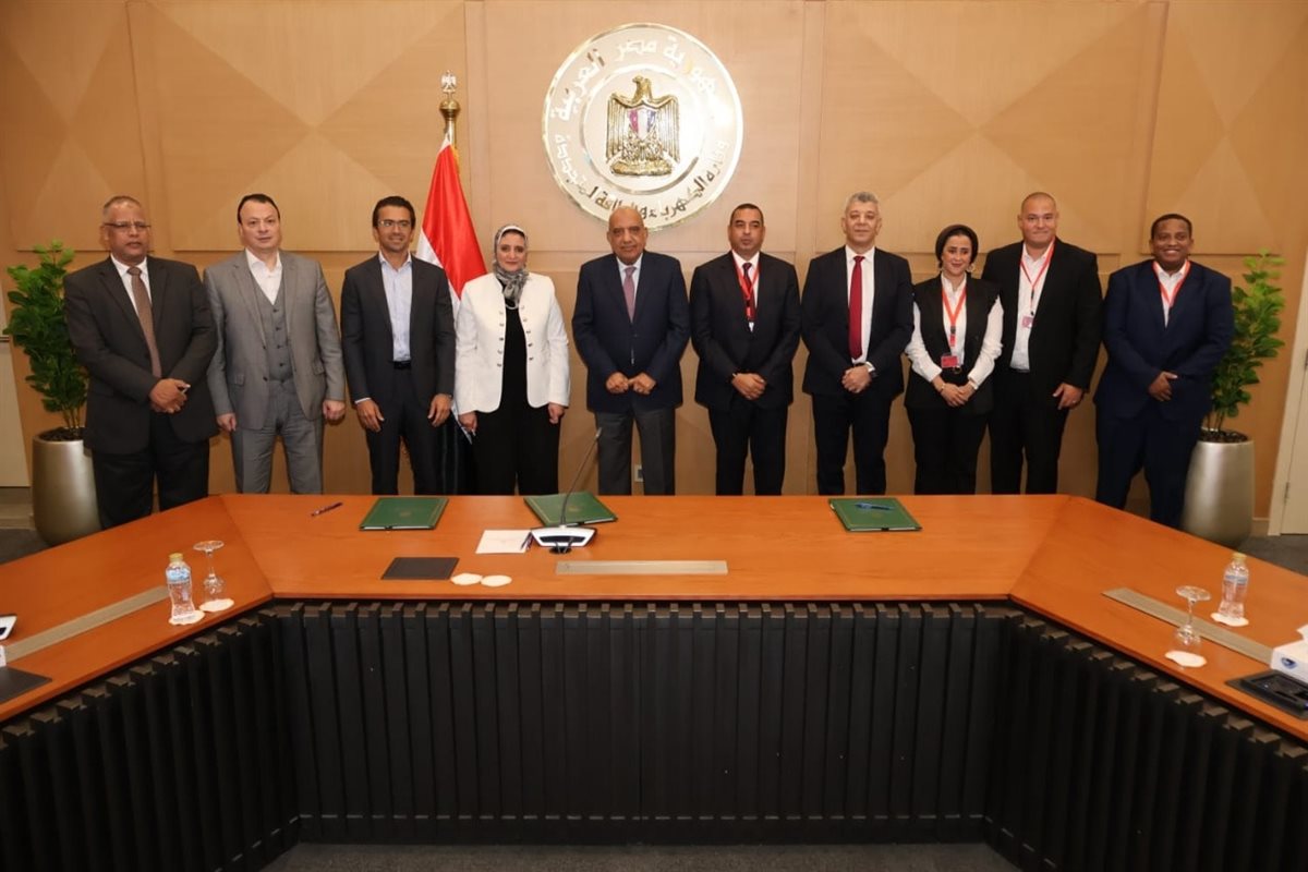 اتفاقيات جديدة لتعزيز الطاقة المتجددة وتخزين الكهرباء في مصر