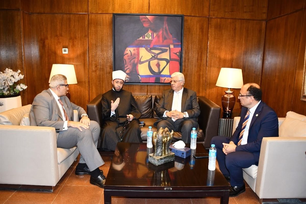 ندوة “صحح مفاهيمك” تجمع وزيري التعليم والأوقاف
