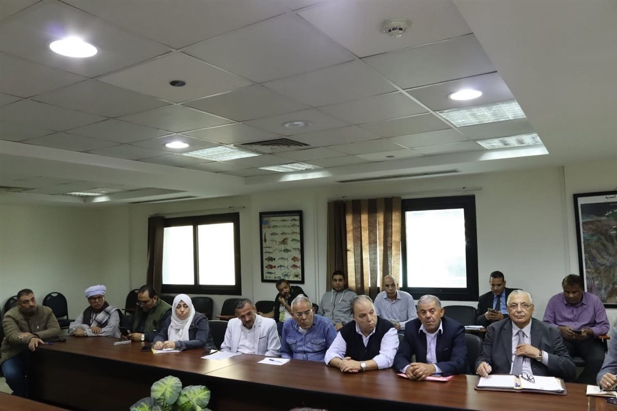 اجتماع جهاز الثروة السمكية مع اتحاد الصيادين