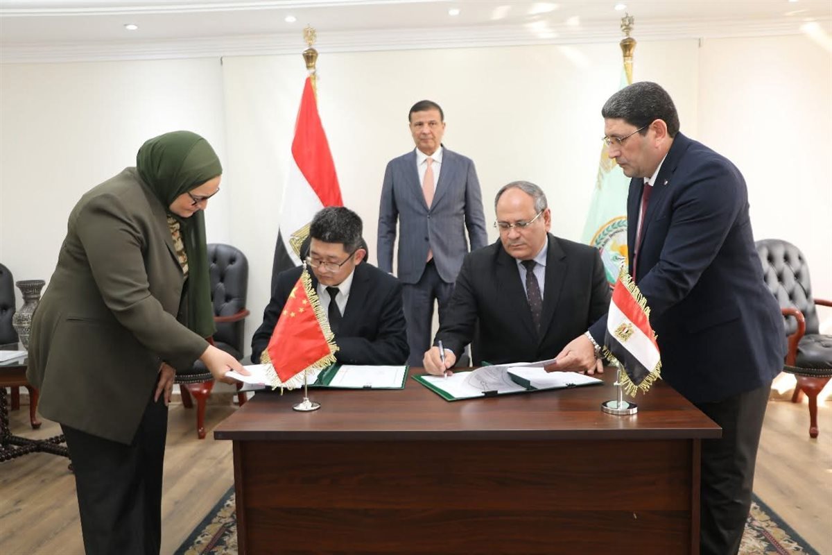 مذكرة تفاهم بين مركز البحوث الزراعية وأكاديمية سيشوان