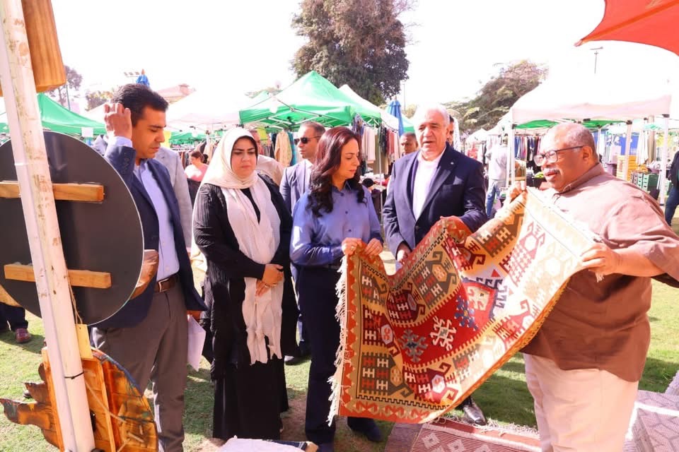 معرض جزيرة الخير يفتح أبوابه بنادي الجزيرة