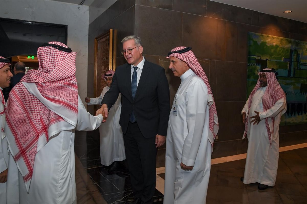 مصر والسعودية تبحثان توسيع الشراكات البتروكيماوية