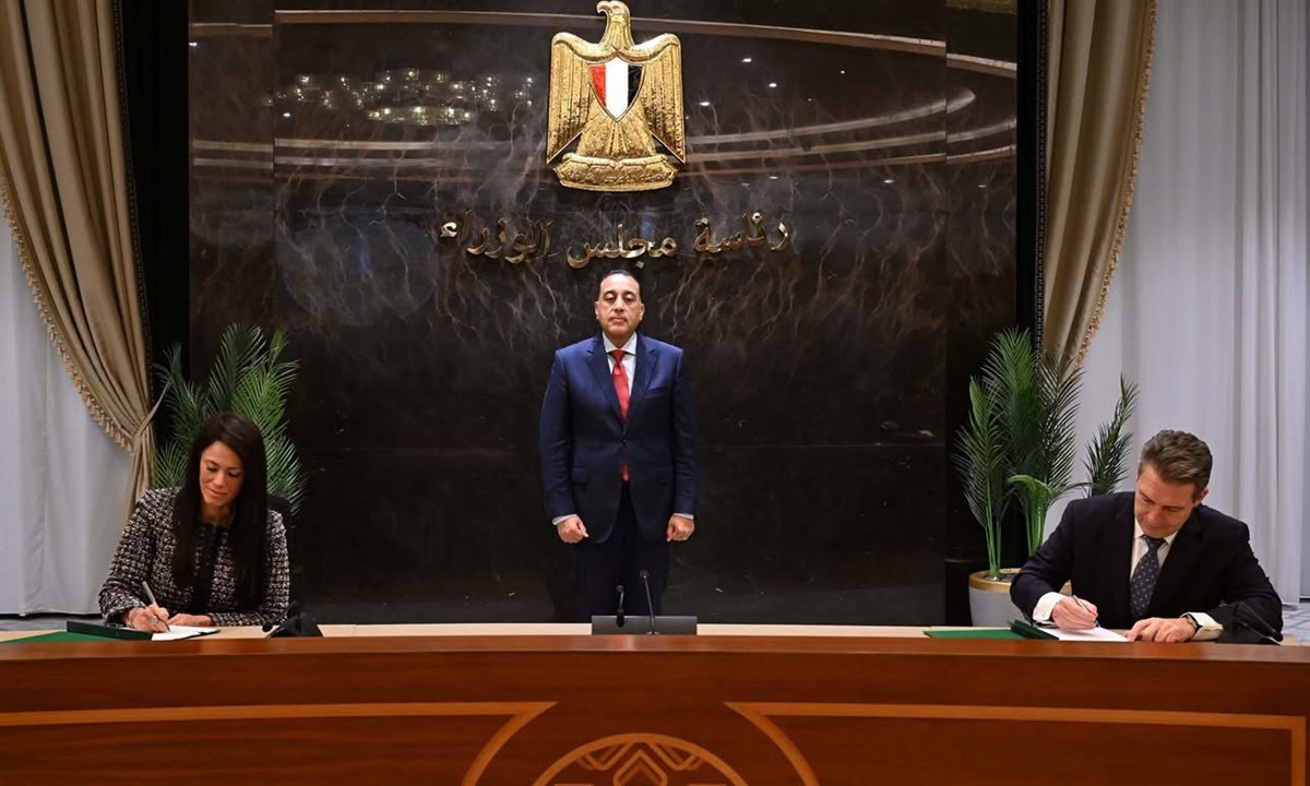 اتفاقيات جديدة بين الحكومة المصرية والبنك الأوروبي