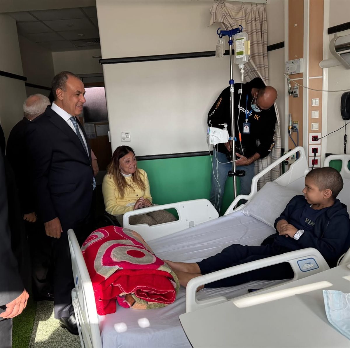 زيارة مستشفى 57357 احتفالًا باليوم العالمي لحقوق الإنسان