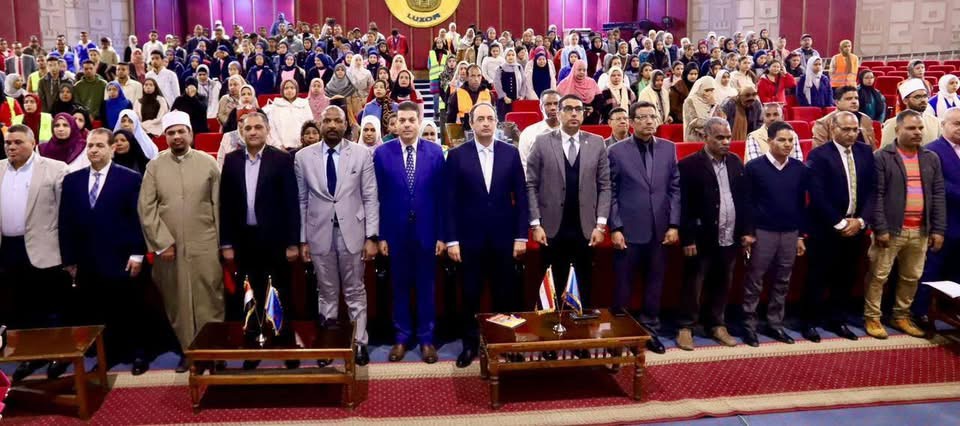 محافظ الأقصر يدشن مبادرة جديدة بالتعاون مع صندوق مكافحة الإدمان
