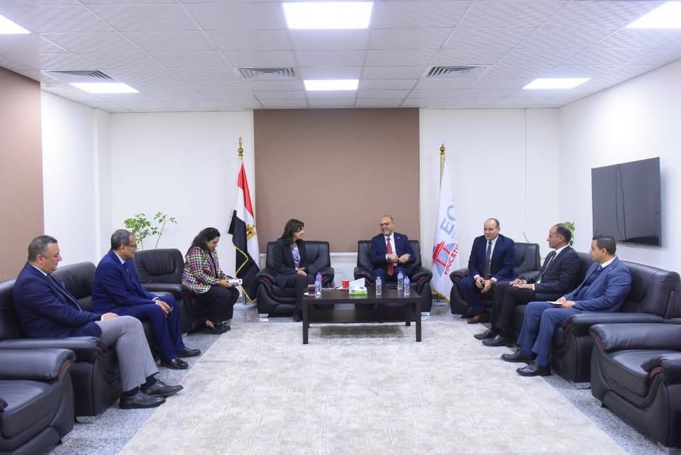 وزير العمل يشهد فعاليات موسعة بالجامعة المصرية الصينية
