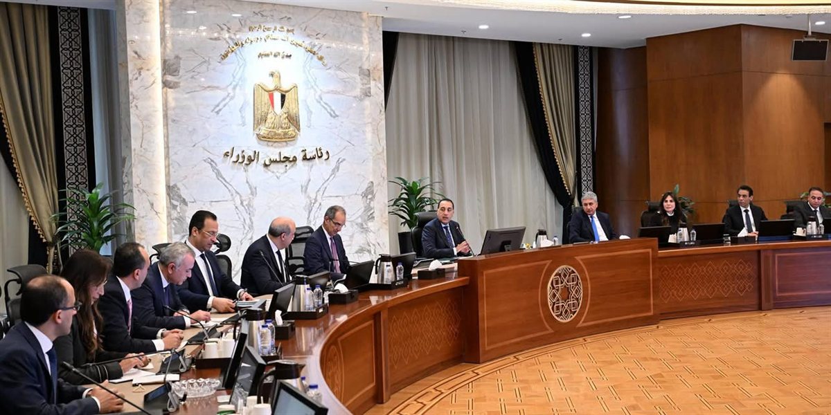 اجتماع موسع بمقر الحكومة بالعاصمة الجديدة لمناقشة تحسين التجربة السياحية