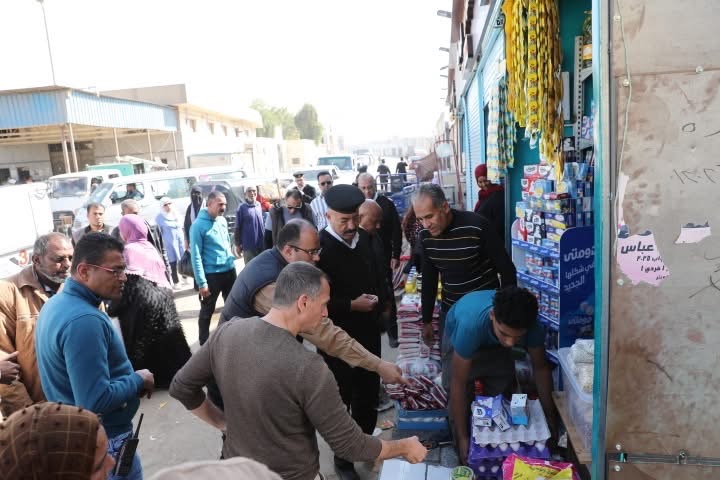 رفع إشغالات السيل الجديد وتحقيق السيولة المرورية