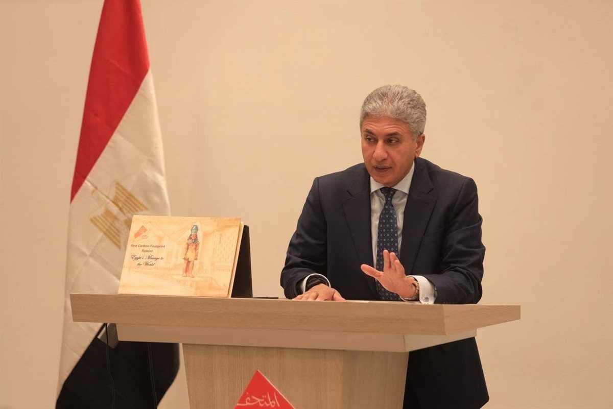 وزير السياحة والآثار شريف فتحي
