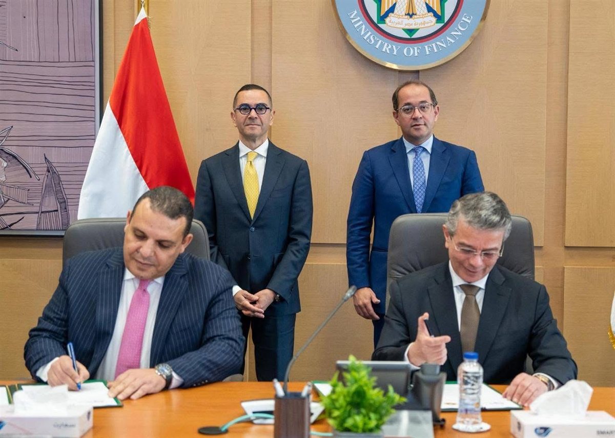 توقيع بروتوكول تعاون بين الجمارك والتمثيل التجاري المصري