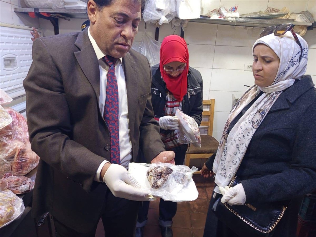 الطب البيطري بالأقصر يواصل تفتيش المطاعم
