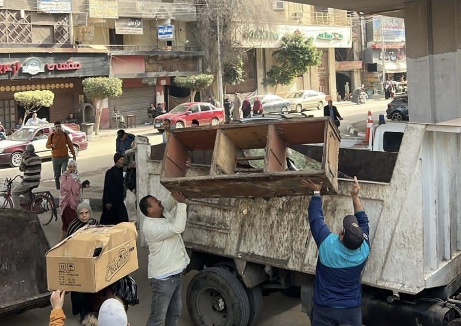إزالة الإشغالات بمدينة طلخا لفتح حركة المرور