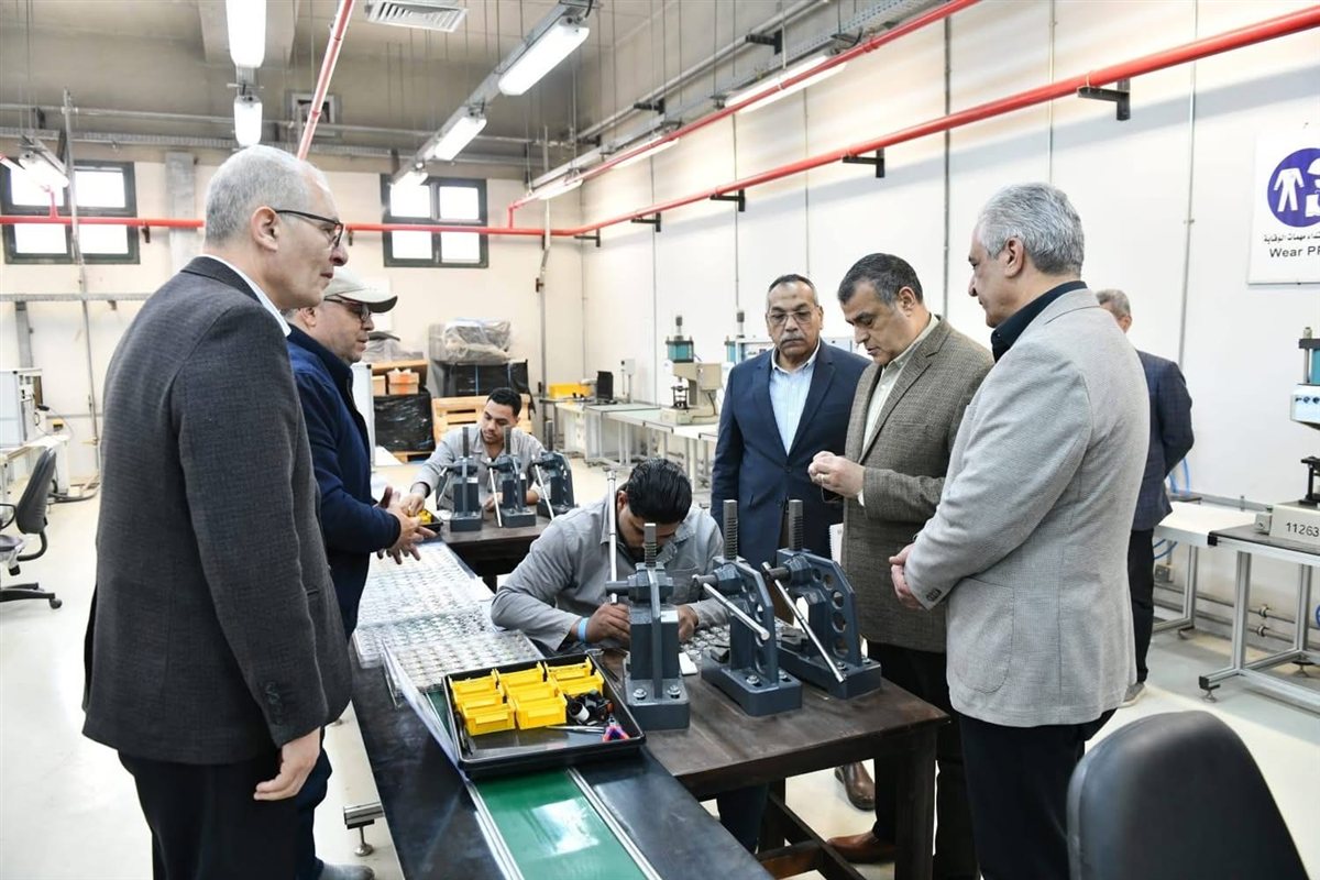 متابعة سيرالعملية الإنتاجية بشركة أبو زعبل للصناعات المتخصصة