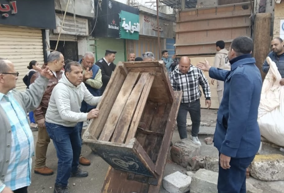الشرقية ترفع الإشغالات وتعيد الانضباط للشارع
