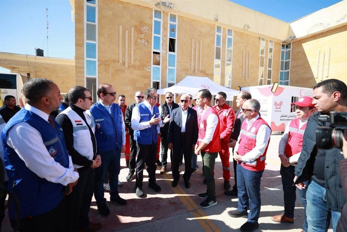 وزير الصحة يتفقد معبر رفح وخدمات الطوارئ الطبية