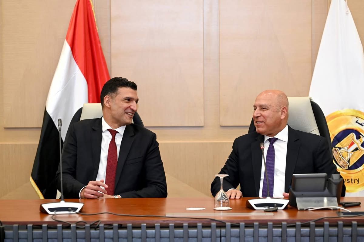 الفريق مهندس كامل الوزير مع المهندس خالد هاشم