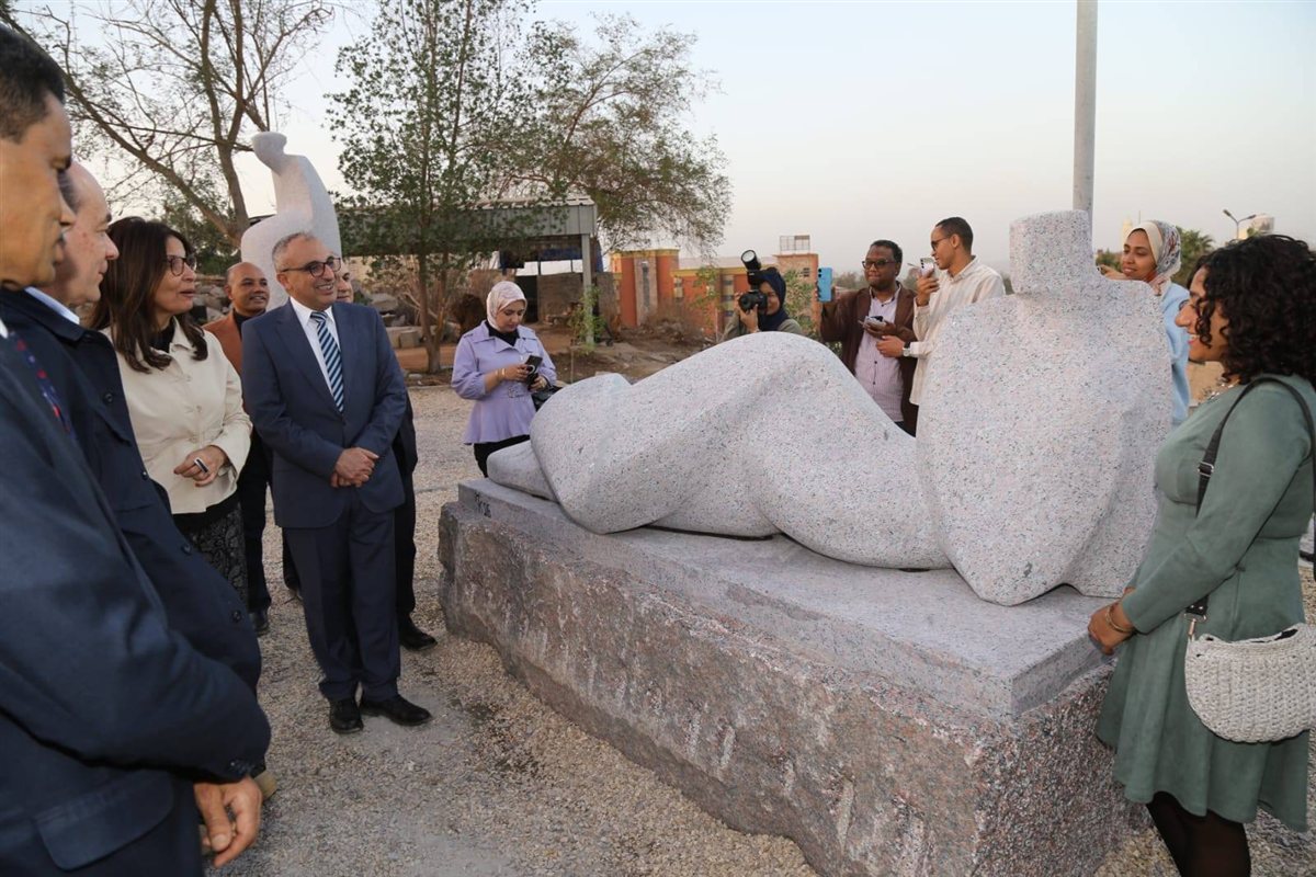 يعيد سمبوزيوم أسوان الدولي للنحت التأكيد على مكانة مصر في الفنون التشكيلية