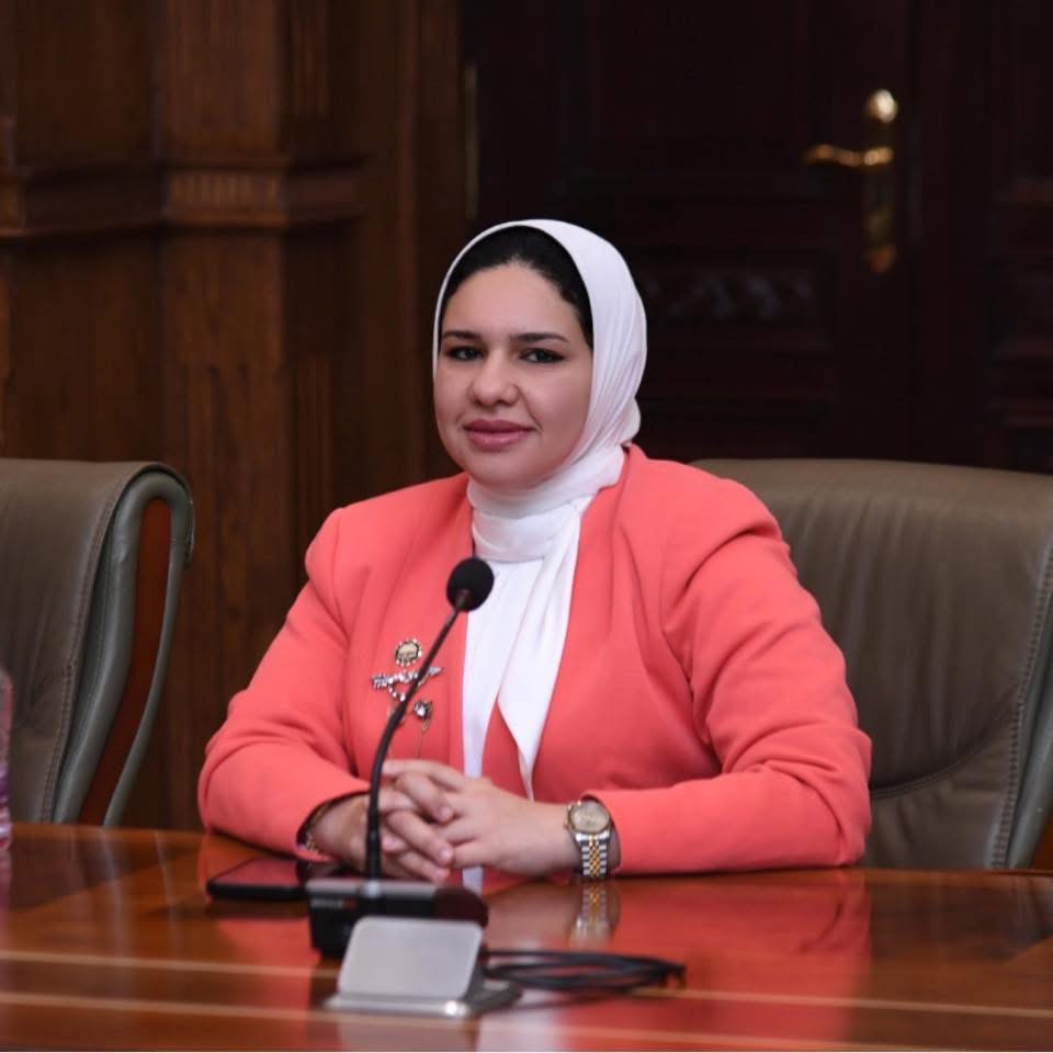 راوية مختار تطالب بضوابط إعادة التحليل والتظلم