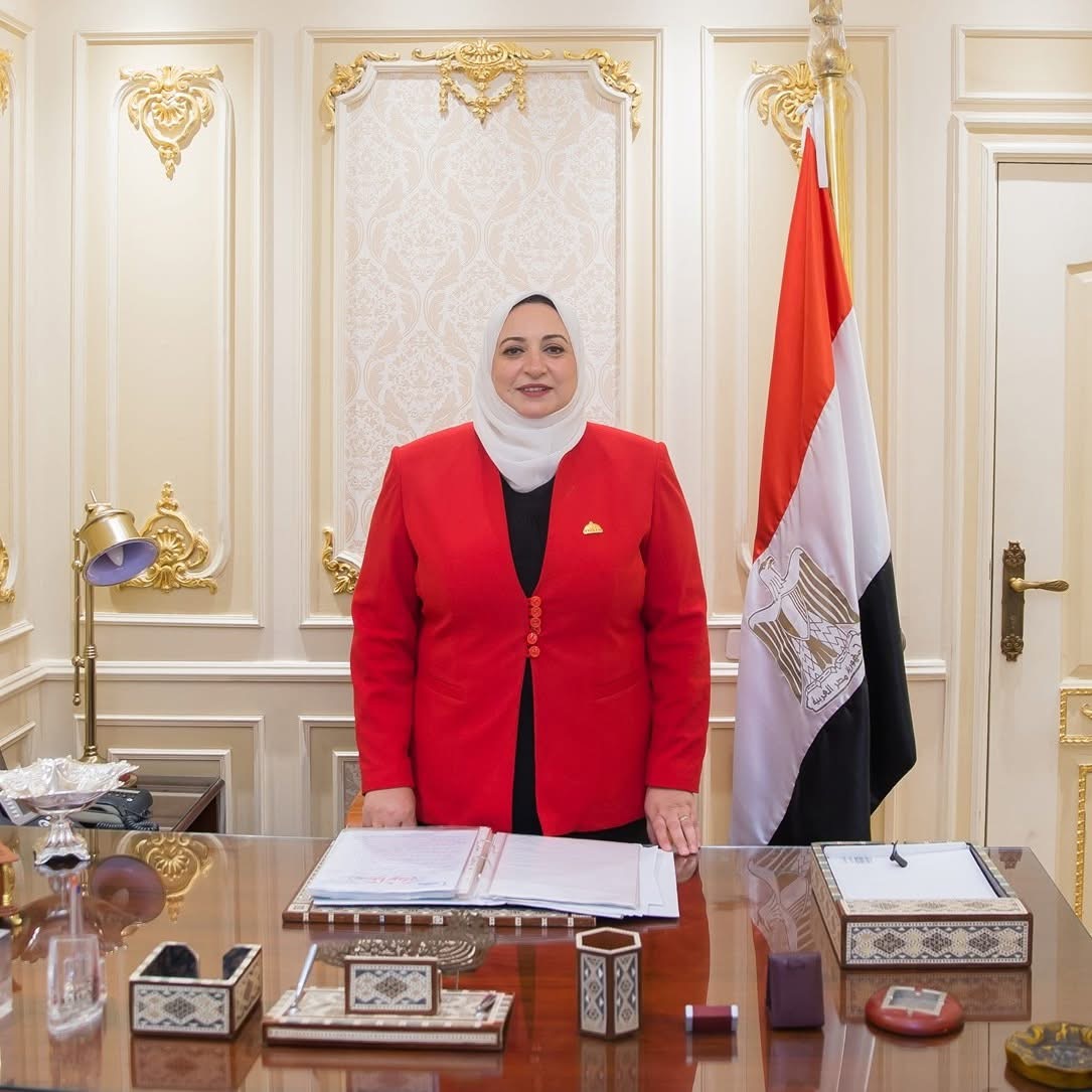 النائبة سحر عتمان تقدم طلب إحاطة لضبط أسعار الدواجن