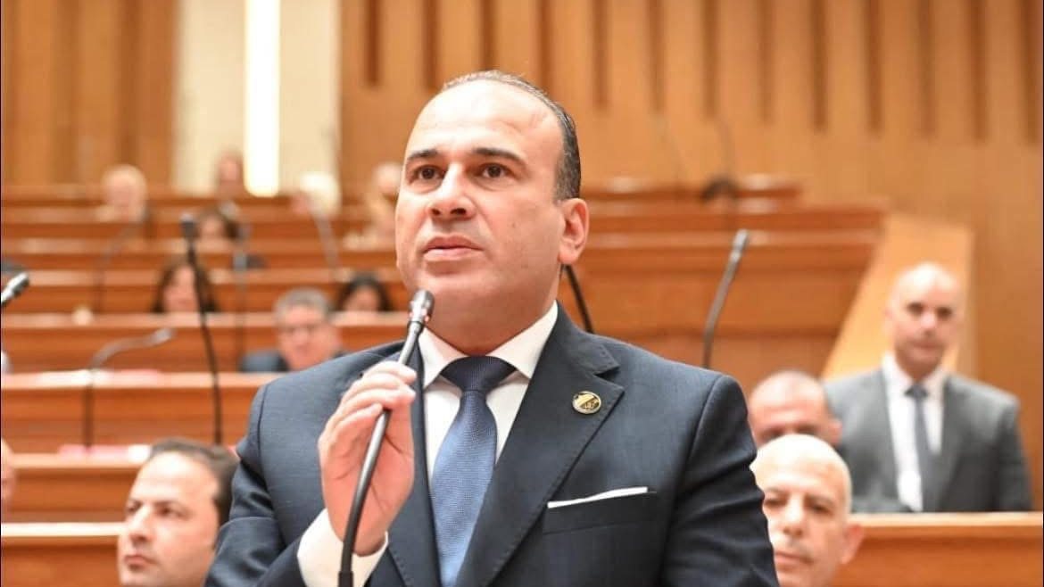 محمود نجيب مشعل يطالب بحسم تكليف صيادلة دفعة 2024