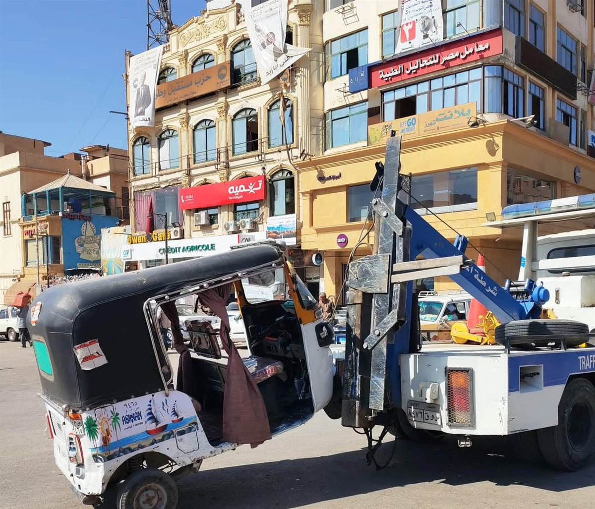 محافظ أسوان يعلن ضبط 342 مخالفة مرورية