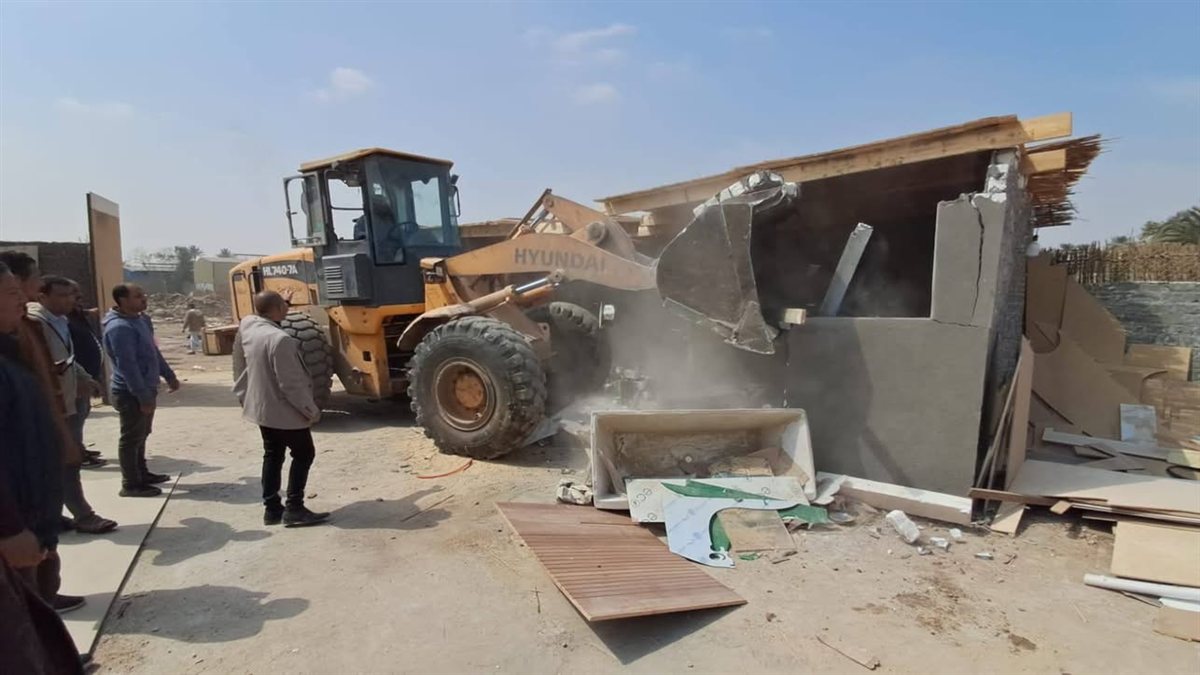 محافظة الجيزة تزيل 24 حالة بناء مخالف وتعديات على الأراضي الزراعية