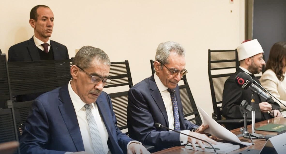 ضوابط جديدة لاستخدام الأطفال مواقع التواصل بمصر