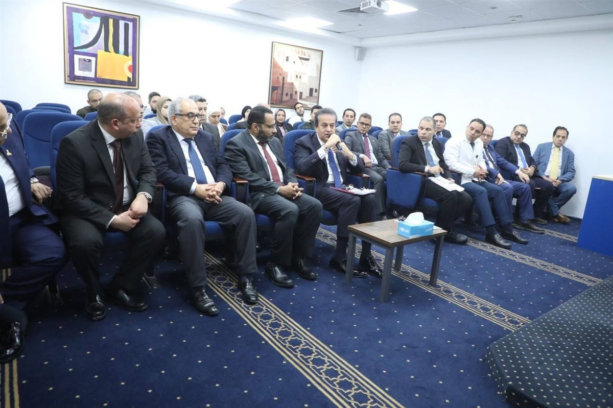 اجتماع وزير الصحة مع اللجنة العليا للشبكة القومية للسكتة الدماغية