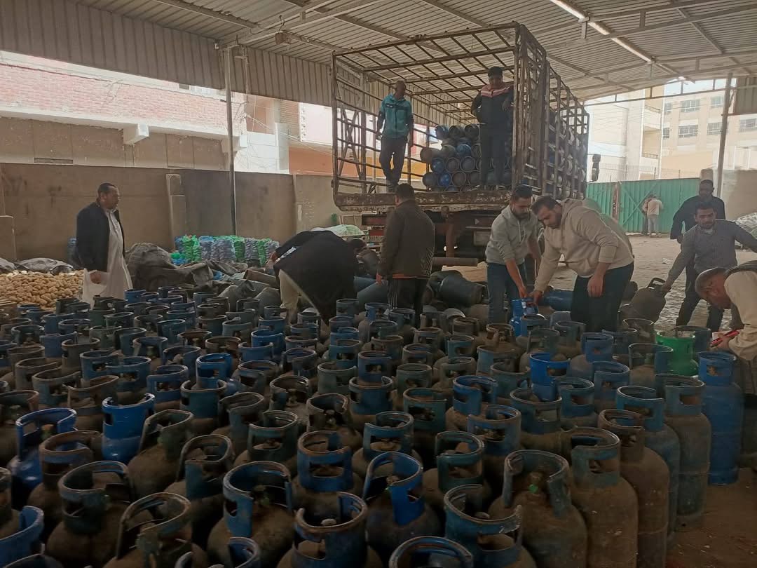 توزيع 950 أسطوانة بوتاجاز في اتريس وأبو غالب