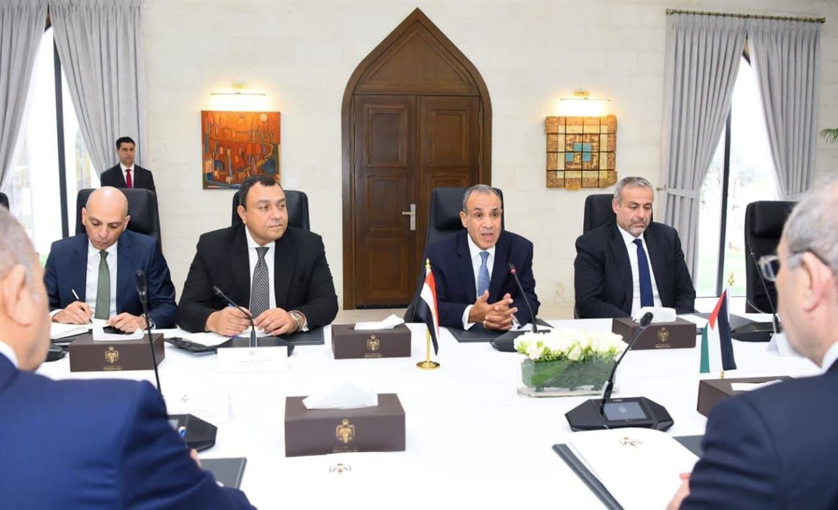 وزير الخارجية بدر عبد العاطي يؤكد تضامن مصر مع الأردن