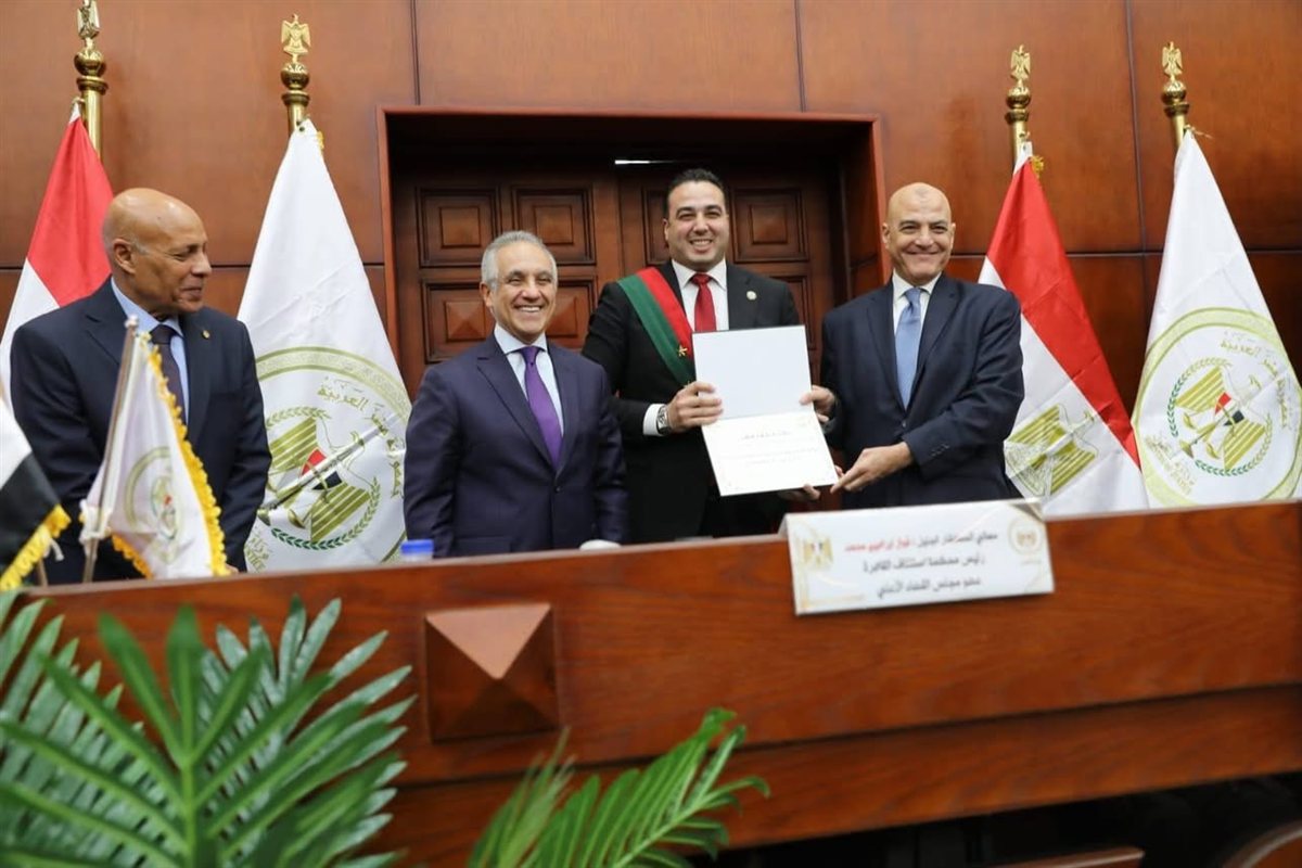 وزير العدل يكرم عددًا من القضاة وأعضاء النيابة المتميزين لعام 2025/2026