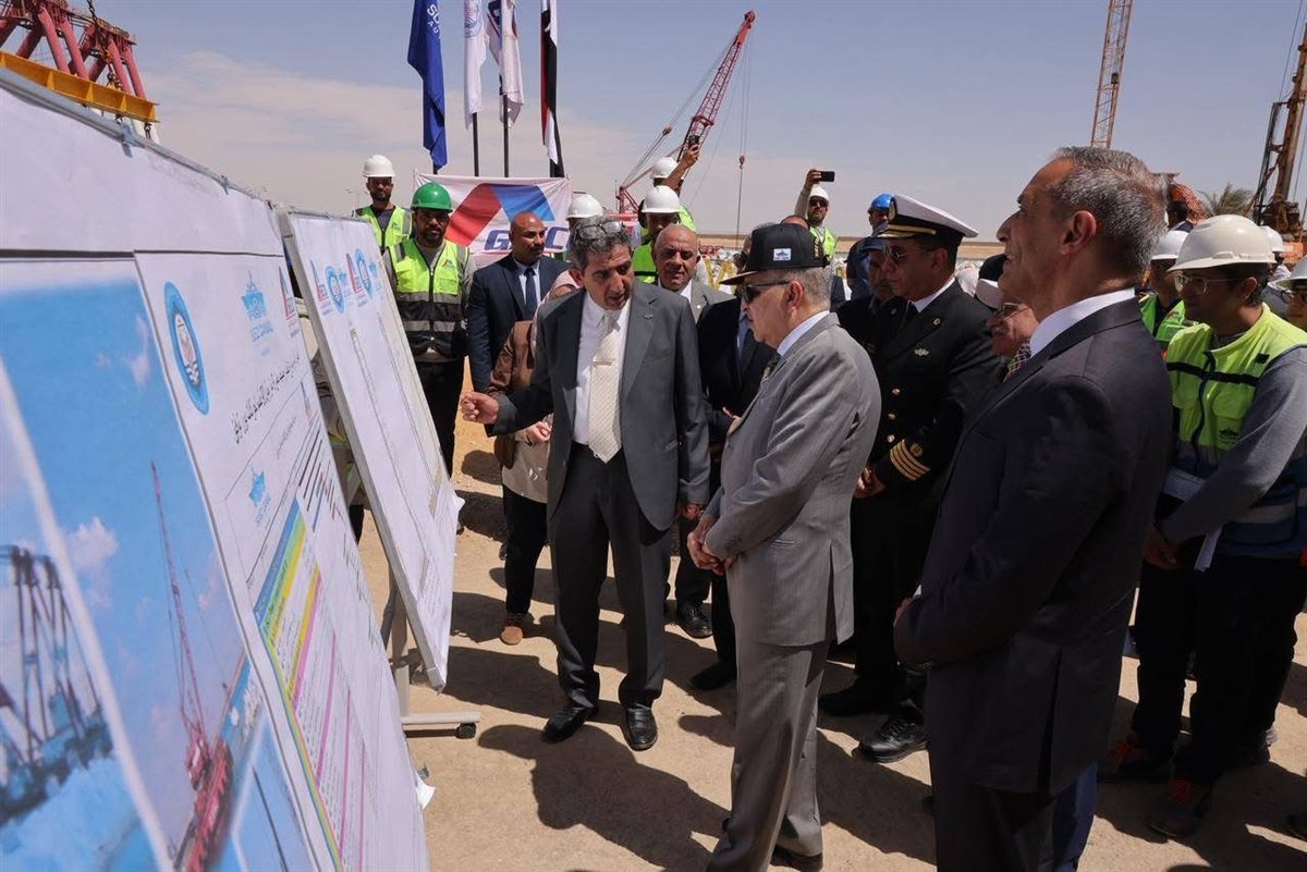 قناة السويس تسرع تطوير بورتوفيق وتعزز الرعاية الصحية
