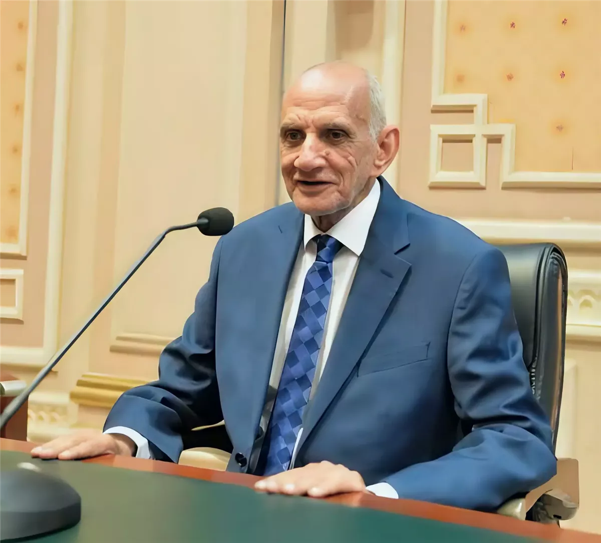 خالد خلف الله يدعو لخطة واضحة لتعيين الكفاءات