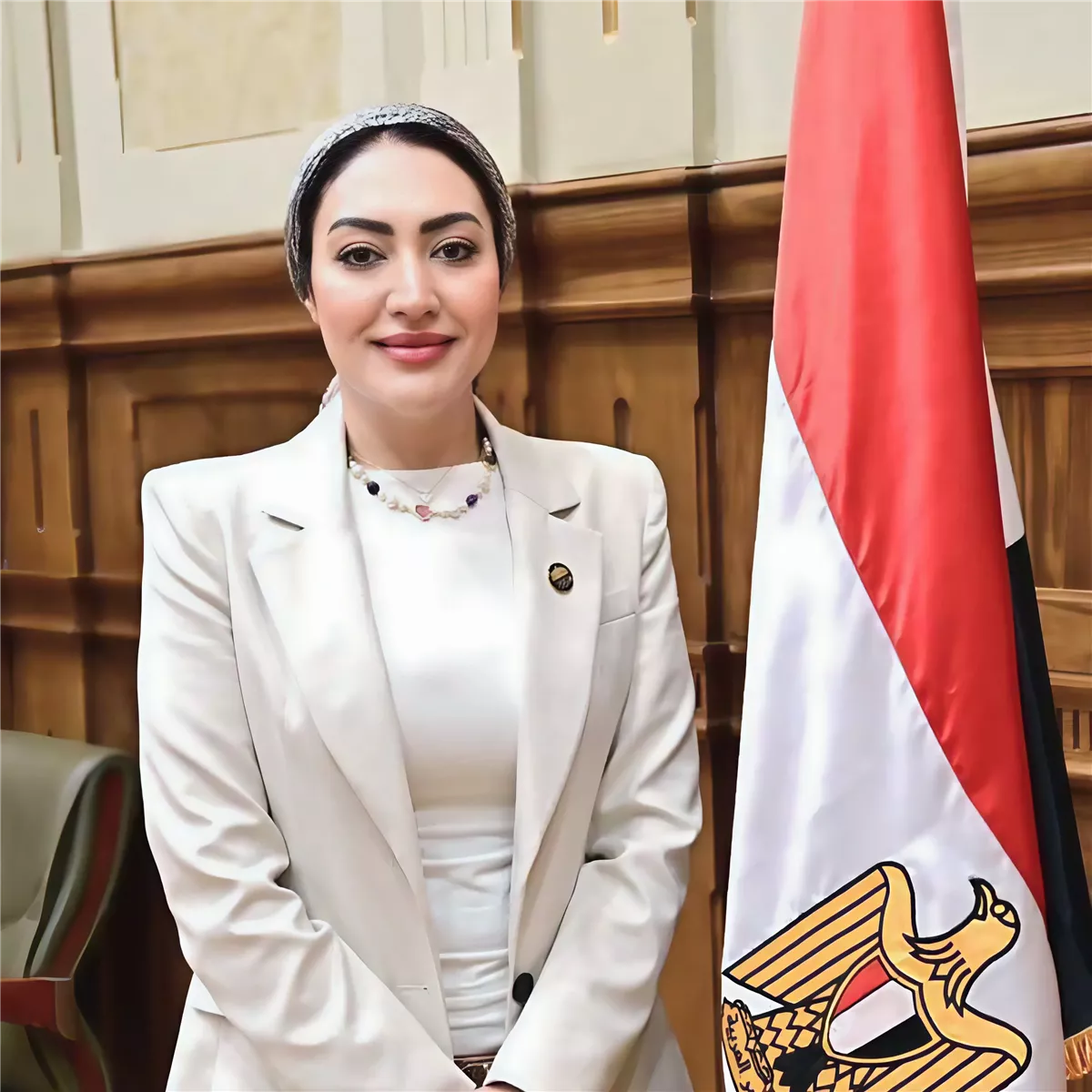 أسماء سعد الجمال تقترح لجنة لحملة الماجستير والدكتوراه