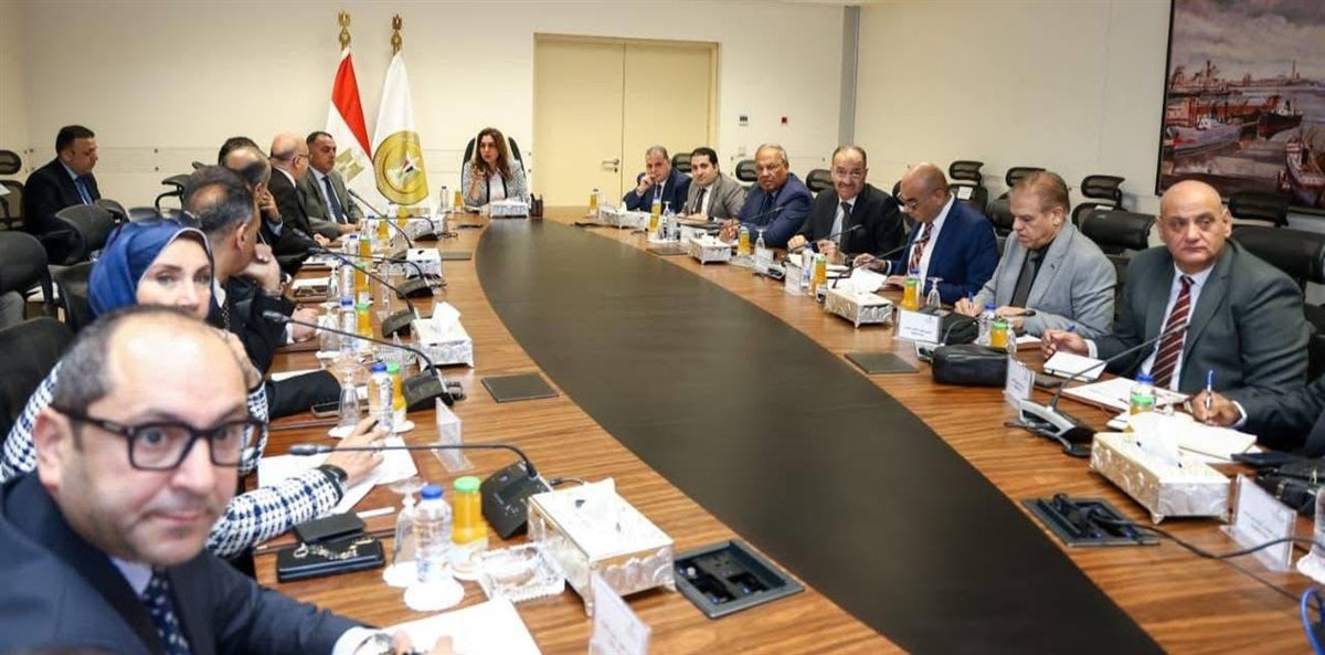 اللجنة العليا لتراخيص المحال توافق على إصدار تصريح مؤقت خلال أسبوع