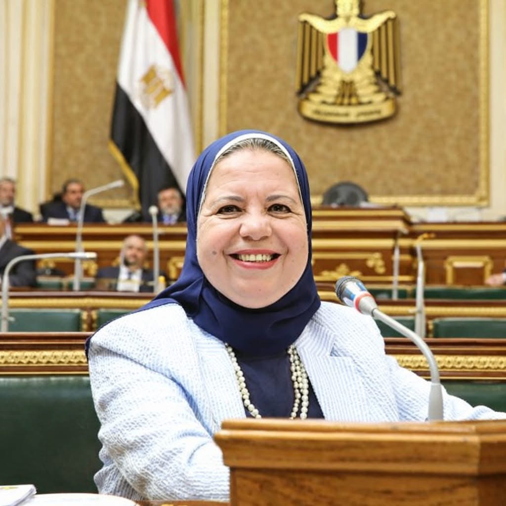 أمل عصفور تطالب بمراجعة حذف المواطنين من التموين