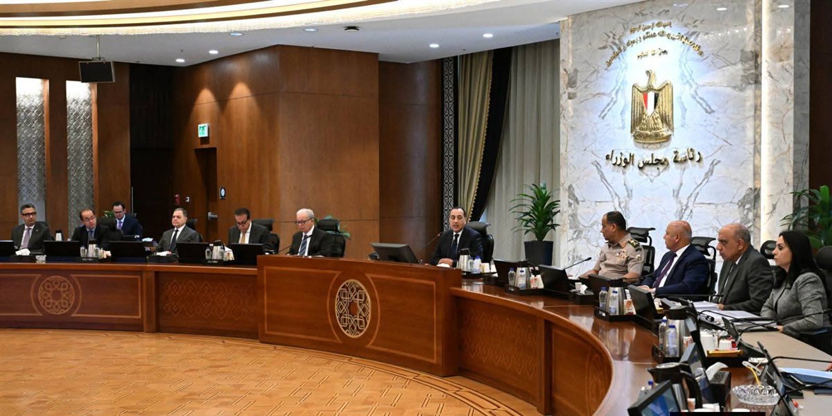 مجلس الوزراء يناقش ملفات الخدمات والصحة وسلامة الغذاء