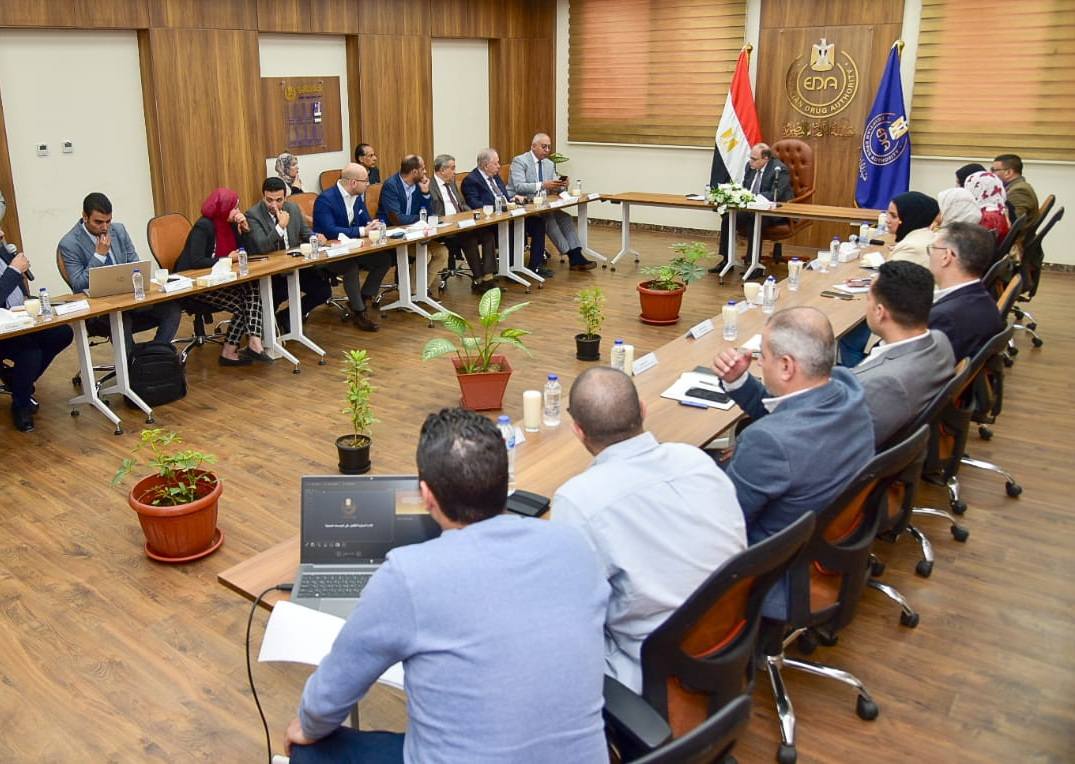 هيئة الدواء المصرية تناقش تنظيم سوق الدواء