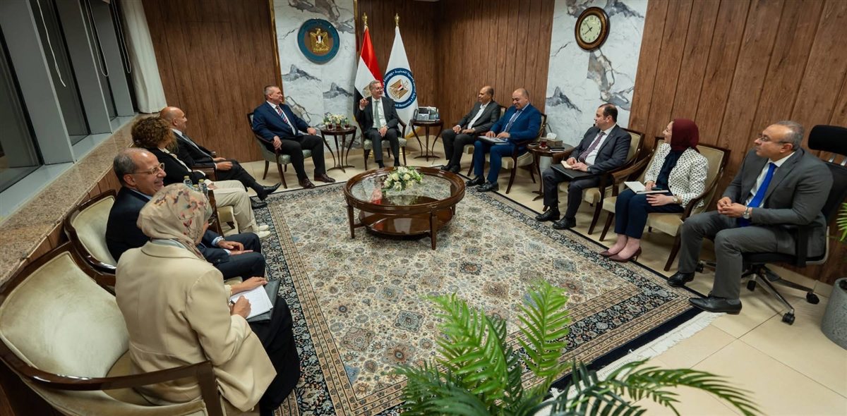 إكسون موبيل تخطط لزيادة صادرات الزيوت من مصر إلى 45 دولة