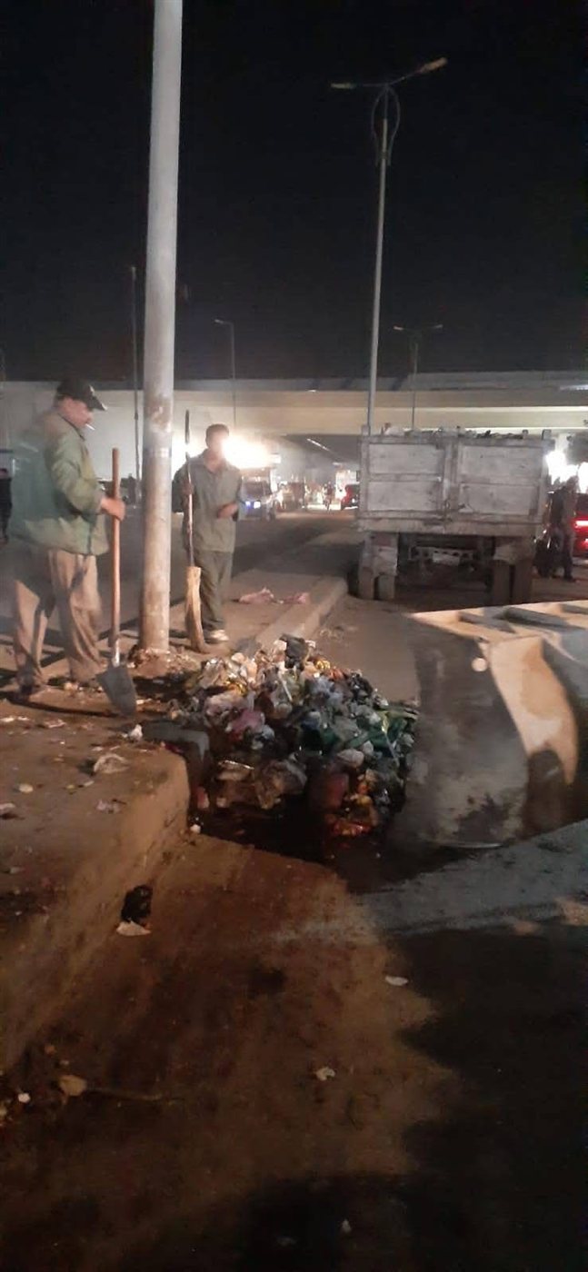 حملات ميدانية بالعمرانية لرفع كفاءة النظافة بالشوارع الرئيسية