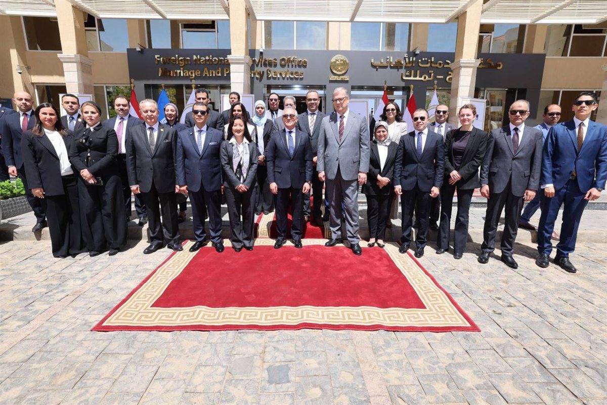 وزير العدل يفتتح خدمات المساعدة القانونية للأجانب في مصر