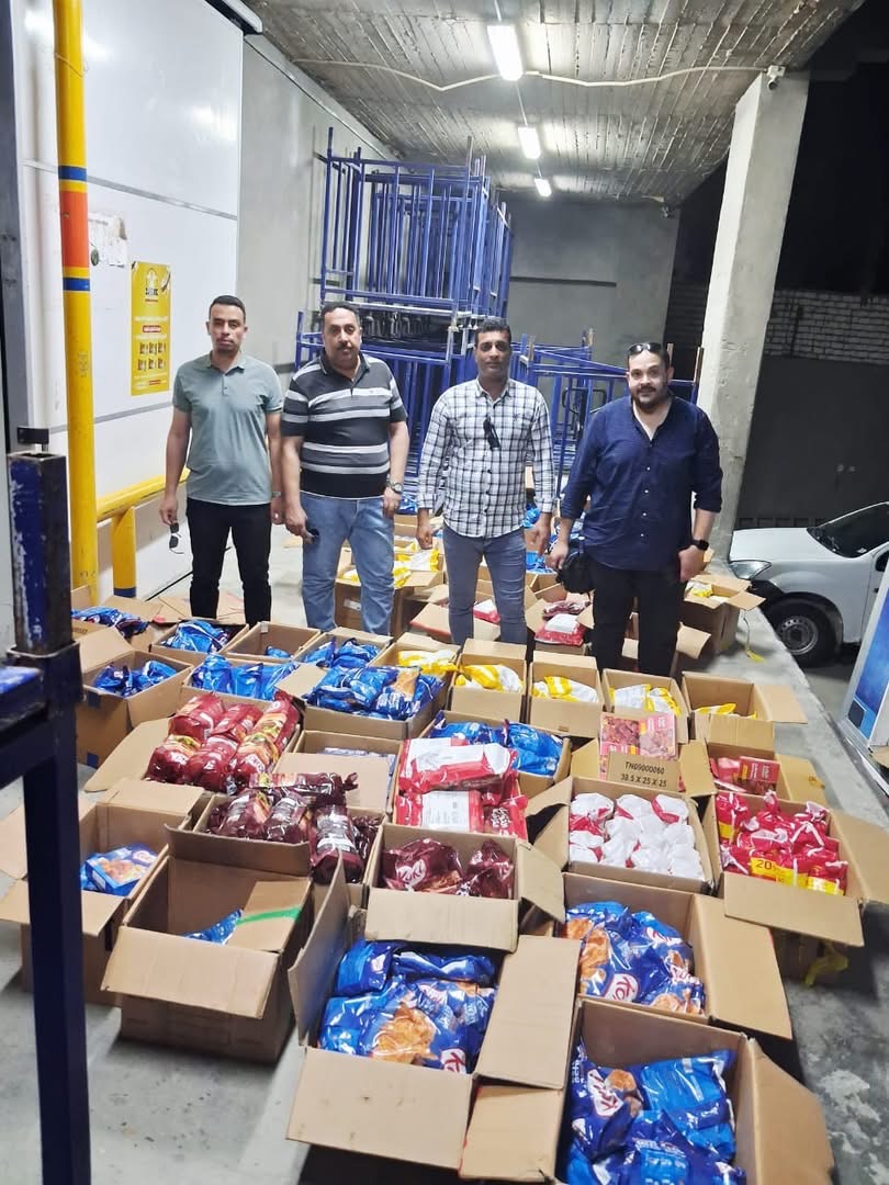 ضبط نصف طن وجبات سريعة ومصنعات لحوم غير صالحة بأسيوط