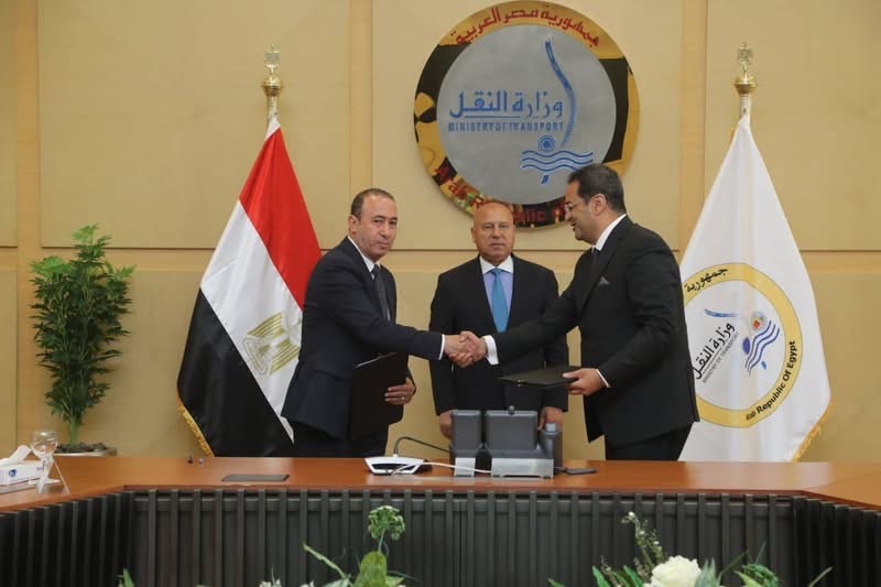 تعاون بين الشركة القابضة للنقل البحري والبري وترانس آي تي